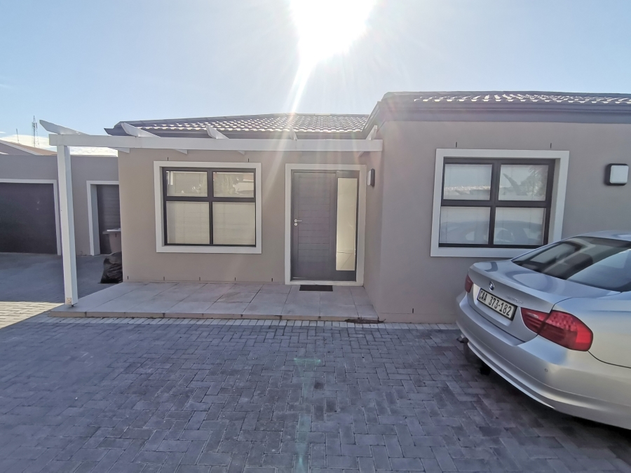 To Let 3 Bedroom Property for Rent in Athlone Western Cape